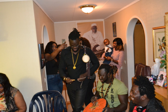 ANNIVERSAIRE: La surprise de Ndeye Fall pour souhaiter joyeux anniversaire à Mata. ANNIVERSAIRE: La surprise de Ndeye Fall pour souhaiter joyeux anniversaire à Mata.