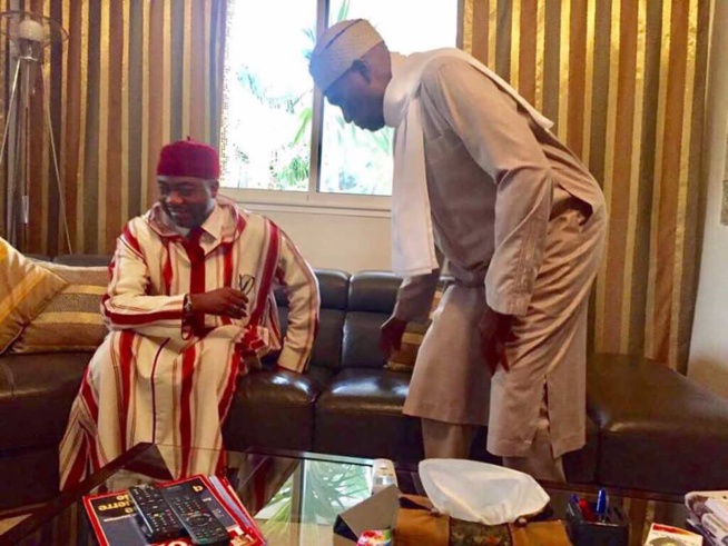 Sheikh Alassane Sène reçu par le couple Wade. Que trame le guide religieux?