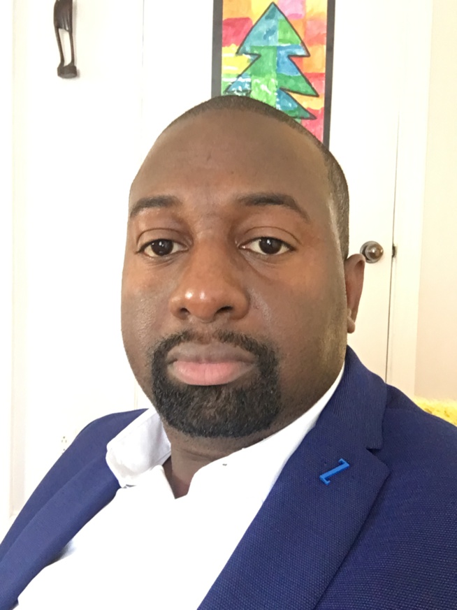 Le Président des Acteurs de L'industrie Musicale (AIM), monsieur Zeynoul SOW, s'indigne suite aux propos particulièrement déplacés et inélégants de l'artiste Amy Colle Dieng lors de sa récente publication. Le Président des Acteurs de L'industrie Musicale (AIM), monsieur Zeynoul SOW, s'indigne suite aux propos particulièrement déplacés et inélégants de l'artiste Amy Colle Dieng lors de sa récente publication.