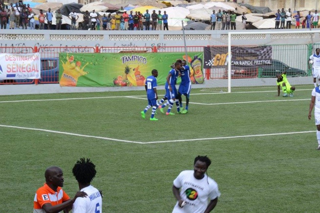 Photos: Match Mbalaxman contre Rappeurs