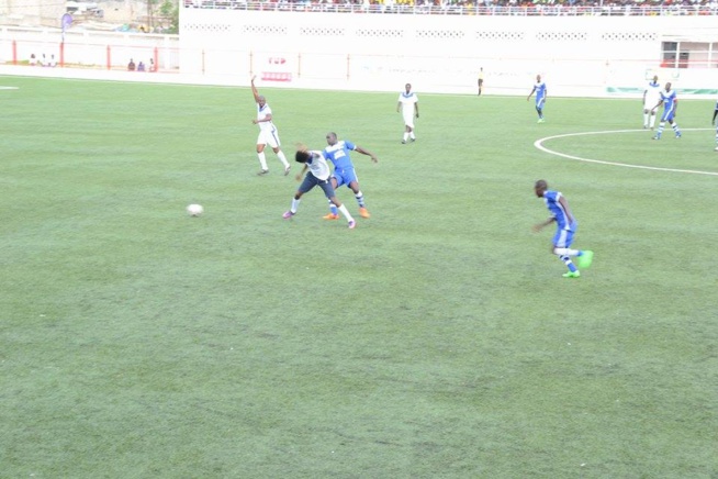 Photos: Match Mbalaxman contre Rappeurs Photos: Match Mbalaxman contre Rappeurs