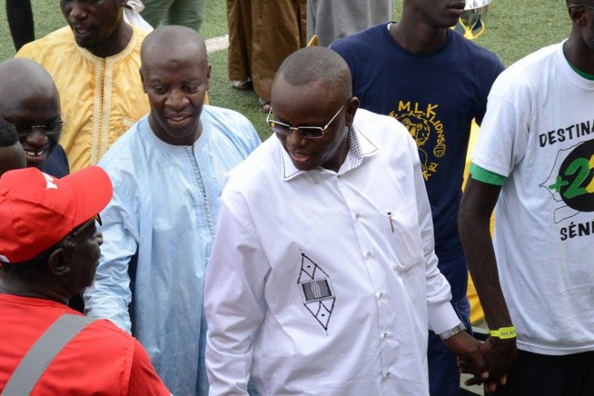 Photos: Match Mbalaxman contre Rappeurs Photos: Match Mbalaxman contre Rappeurs