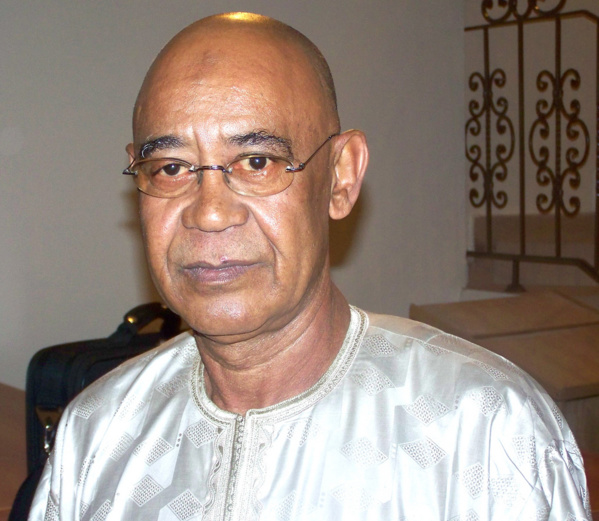 Mahmoud Saleh recadre Mamadou Lamine Diallo : « Pas d’excitation inutile. Ne confondons pas disponibilité avec un appel au dialogue et à la concertation » Mahmoud Saleh recadre Mamadou Lamine Diallo : « Pas d’excitation inutile. Ne confondons pas disponibilité avec un appel au dialogue et à la concertation »