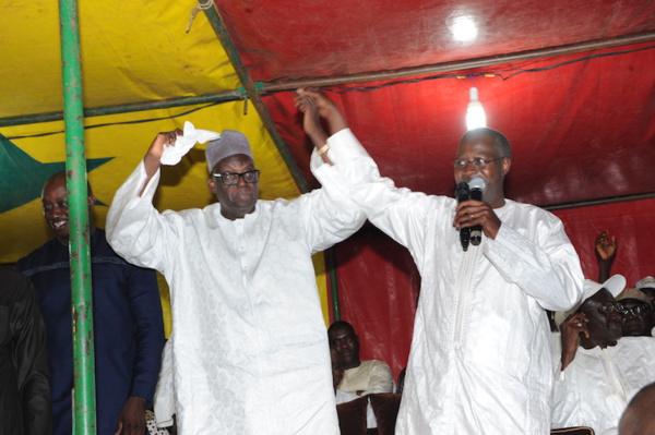 Macky Sall sur le verdict du Conseil constitutionnel : « Félicitations à notre tête de liste, le Premier ministre Mahammed Boun Abdallah Dionne...» Macky Sall sur le verdict du Conseil constitutionnel : « Félicitations à notre tête de liste, le Premier ministre Mahammed Boun Abdallah Dionne...»