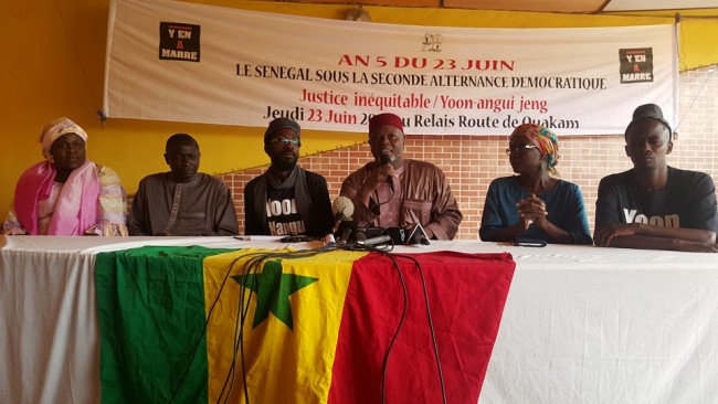 Législatives du 30 juillet : Y en a marre et plusieurs organisations annoncent "une plainte citoyenne contre l’Etat du Sénégal" Législatives du 30 juillet : Y en a marre et plusieurs organisations annoncent "une plainte citoyenne contre l’Etat du Sénégal"
