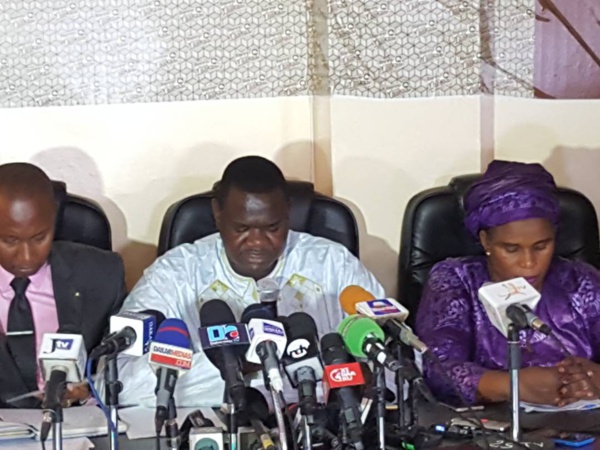 Benno Bok Yakaar fustige " la gestion nébuleuse et népotique" du maire des Parcelles Assainies, Moussa Sy. Benno Bok Yakaar fustige " la gestion nébuleuse et népotique" du maire des Parcelles Assainies, Moussa Sy.