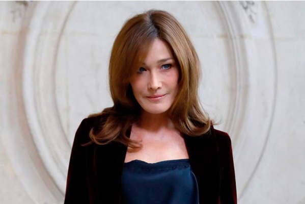 Quand Carla Bruni présentait Nicolas Sarkozy à sa mère Quand Carla Bruni présentait Nicolas Sarkozy à sa mère
