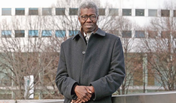Souleymane Bachir Diagne : « Au Sénégal, les responsables politiques disent des choses absolument affligeantes et consternantes » Souleymane Bachir Diagne : « Au Sénégal, les responsables politiques disent des choses absolument affligeantes et consternantes »