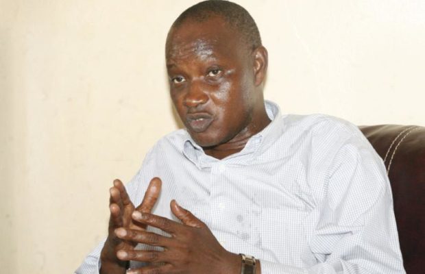 Pape Demba Ndiaye, le célèbre comédien de la troupe Daaray kocc se … Pape Demba Ndiaye, le célèbre comédien de la troupe Daaray kocc se …