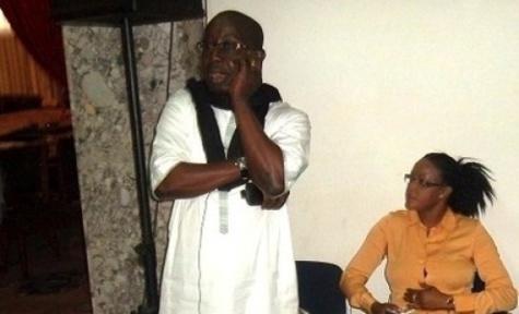 Alassane Samba Diop: "Baba Aïdara faisait des piges à la RFM, il ne peut pas parler de démission" Alassane Samba Diop: "Baba Aïdara faisait des piges à la RFM, il ne peut pas parler de démission"