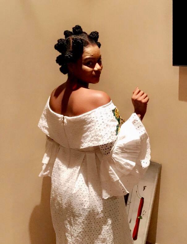 Le Sangne Sé de madame Hig Tech Merry Beye Diouf de la TFM le jour d'Eid Fitre. Le Sangne Sé de madame Hig Tech Merry Beye Diouf de la TFM le jour d'Eid Fitre.