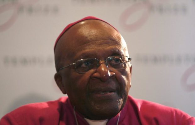 Rohingyas massacrés en Birmanie: Le cri d’alerte de Desmond Tutu à Aung San Suu Kyi