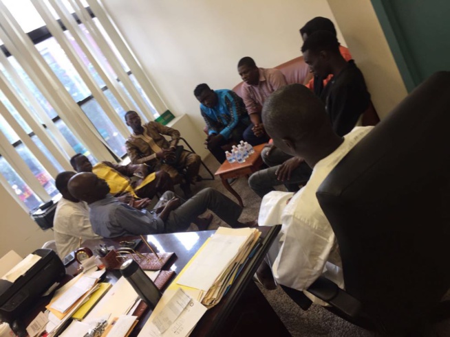 New African Production en compagnie du groupe Bidew Bou Bess en visite au Consulat Général du Sénégal à New York New African Production en compagnie du groupe Bidew Bou Bess en visite au Consulat Général du Sénégal à New York