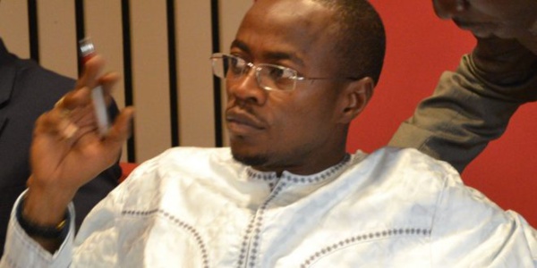 Abdou Mbow recadre ses camarades révoltés : « Nous ne sommes pas mieux nés que les autres » Abdou Mbow recadre ses camarades révoltés : « Nous ne sommes pas mieux nés que les autres »