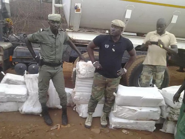 Chambre criminelle : trafic international de drogue, la douane réclame 160 millions à un Nigérian Chambre criminelle : trafic international de drogue, la douane réclame 160 millions à un Nigérian