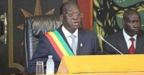 Probable Président de l'Assemblée doublé de Doyen d'âge : Moustapha Niasse va-t-il présider la séance de sa propre élection? Probable Président de l'Assemblée doublé de Doyen d'âge : Moustapha Niasse va-t-il présider la séance de sa propre élection?