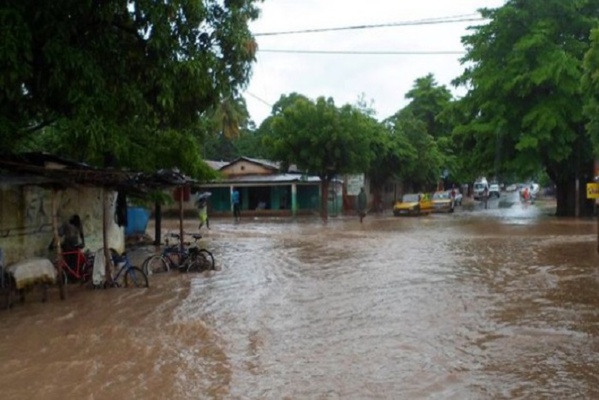 Ziguinchor : L’Etat vole au secours des victimes des inondations Ziguinchor : L’Etat vole au secours des victimes des inondations