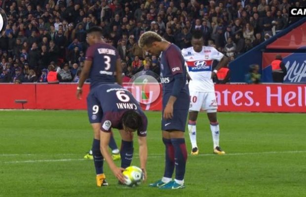 Vidéo – Quand Cavani et Neymar se disputent pour tirer le penalty