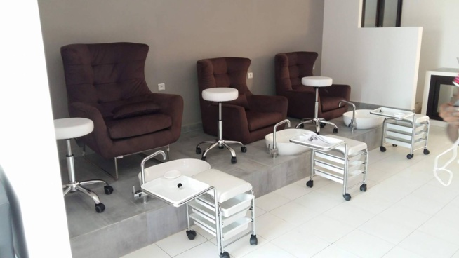 Nancy Eva ouvre les portes de INSTANT BEAUTÉ sur a petite cote à Saly. Nancy Eva ouvre les portes de INSTANT BEAUTÉ sur a petite cote à Saly.