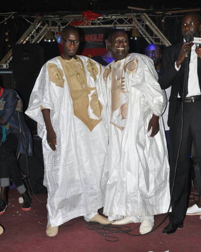 Soirée Sargal Sopé avec Démba Guissé au Yengouléne Revivez en images le Show époustouflant… Soirée Sargal Sopé avec Démba Guissé au Yengouléne Revivez en images le Show époustouflant…