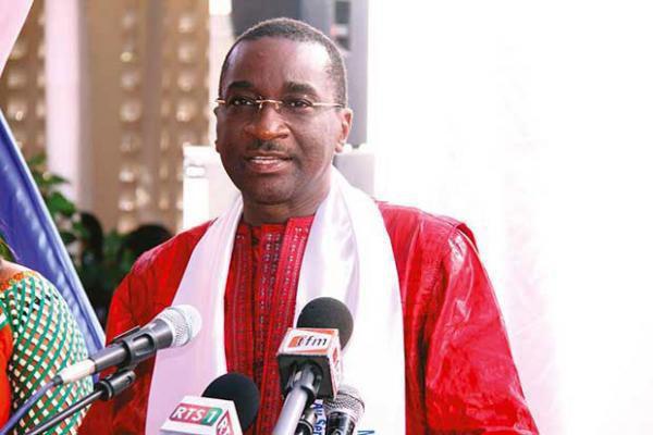 Racine Sy à Mame Mbaye Niang : « Sachez d’emblée que le secteur du tourisme que vous dirigez n’a que des patrons. Même le propriétaire d’une auberge est patron. Donc, vous n’êtes pas notre patron, mais..." Racine Sy à Mame Mbaye Niang : « Sachez d’emblée que le secteur du tourisme que vous dirigez n’a que des patrons. Même le propriétaire d’une auberge est patron. Donc, vous n’êtes pas notre patron, mais..."