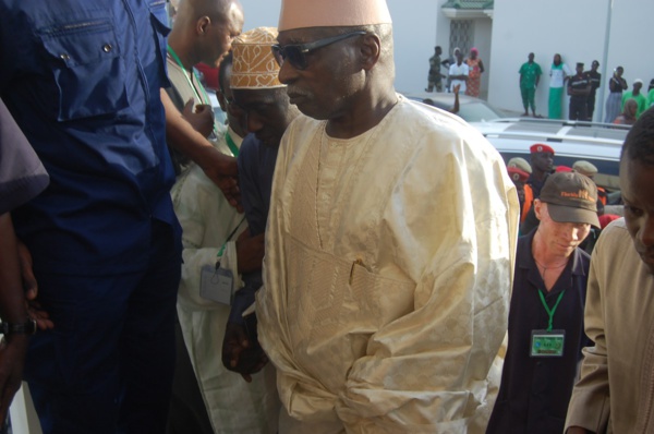 Serigne Mbaye Sy Mansour Sy, nouveau Khalif général des Tidianes :un homme de Dieu qui rassure par sa franchise, sa droiture, sa rigueur Serigne Mbaye Sy Mansour Sy, nouveau Khalif général des Tidianes :un homme de Dieu qui rassure par sa franchise, sa droiture, sa rigueur