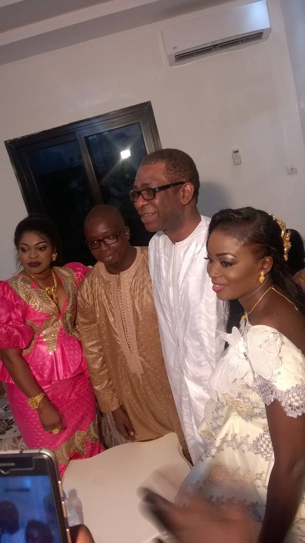 Youssou Ndour chez Pédre Ndiaye pour lui féliciter de son mariage avec Fatou Lo; En images