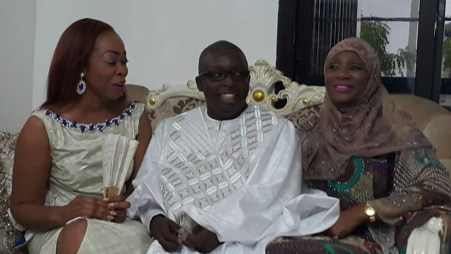 Youssou Ndour chez Pédre Ndiaye pour lui féliciter de son mariage avec Fatou Lo; En images