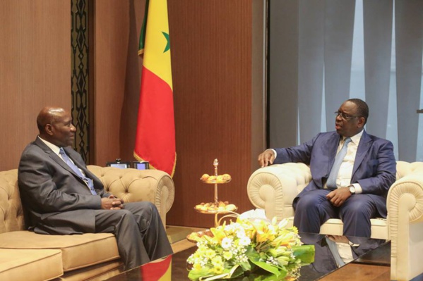Axe Dakar-Abidjan : Daniel Kablan Ducan, le Vice Président de la Côte d’Ivoire a délivré à Macky Sall un message du Président Alassane Ouattara Axe Dakar-Abidjan : Daniel Kablan Ducan, le Vice Président de la Côte d’Ivoire a délivré à Macky Sall un message du Président Alassane Ouattara