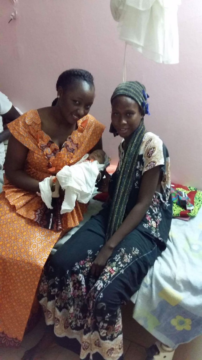 Penda Dia militante ( COJER FRANCE) au chevet de la pédiatrie de ourosogui