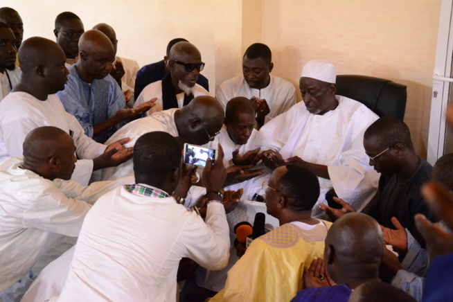 Khabane en route vers Khelcome 2017: Cheikh Amar chez Serigne Cheikh Saliou pour un "Ndiguel" Khabane en route vers Khelcome 2017: Cheikh Amar chez Serigne Cheikh Saliou pour un "Ndiguel"
