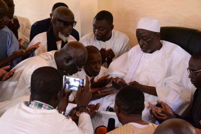 Khabane en route vers Khelcome 2017: Cheikh Amar chez Serigne Cheikh Saliou pour un "Ndiguel" Khabane en route vers Khelcome 2017: Cheikh Amar chez Serigne Cheikh Saliou pour un "Ndiguel"