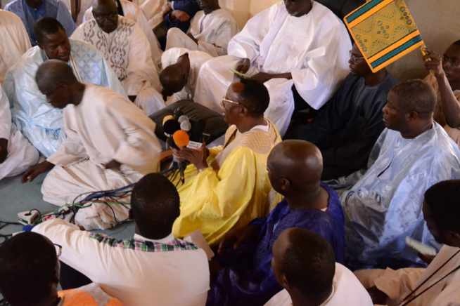 Khabane en route vers Khelcome 2017: Cheikh Amar chez Serigne Cheikh Saliou pour un "Ndiguel" Khabane en route vers Khelcome 2017: Cheikh Amar chez Serigne Cheikh Saliou pour un "Ndiguel"