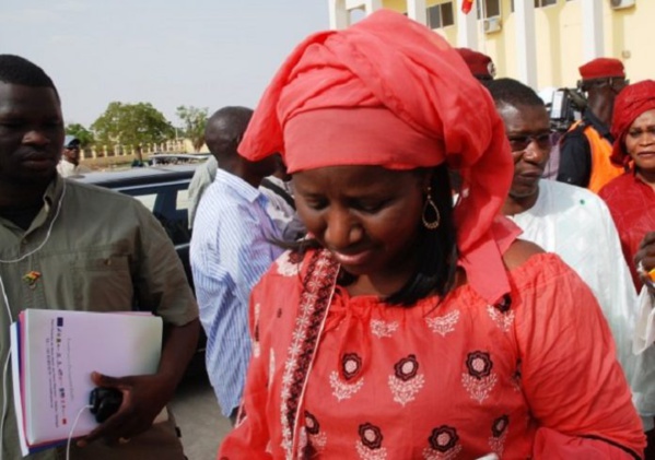 Mariama Sarr délocalise la Grande mosquée de Léona Kanène Mariama Sarr délocalise la Grande mosquée de Léona Kanène