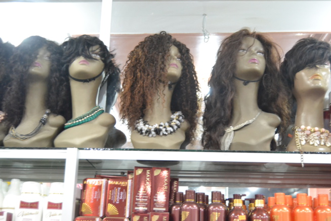 L'ESPRIT COSMETIQUE vous ouvre les portes de son institut de beauté: Une beauté silhouette à Dieppeul en face clinique Raby. L'ESPRIT COSMETIQUE vous ouvre les portes de son institut de beauté: Une beauté silhouette à Dieppeul en face clinique Raby.