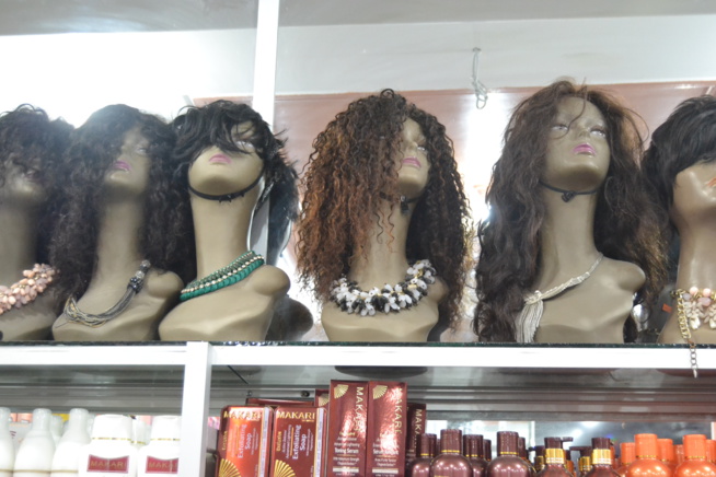 L'ESPRIT COSMETIQUE vous ouvre les portes de son institut de beauté: Une beauté silhouette à Dieppeul en face clinique Raby. L'ESPRIT COSMETIQUE vous ouvre les portes de son institut de beauté: Une beauté silhouette à Dieppeul en face clinique Raby.