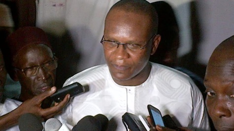 APR : Lat Diop "fusille" les « prédateurs » autour de Macky et appelle à un grand ménage APR : Lat Diop "fusille" les « prédateurs » autour de Macky et appelle à un grand ménage