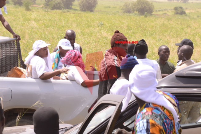 Accrochage entre Ousseynou Fall le garde du corps de Pape Diouf et Assane Diouf à Khelcom Accrochage entre Ousseynou Fall le garde du corps de Pape Diouf et Assane Diouf à Khelcom