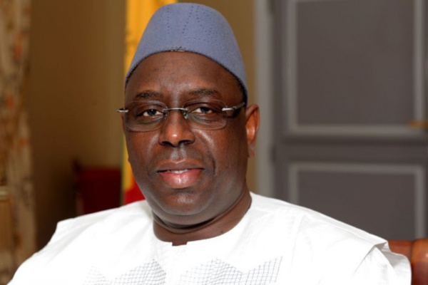 Débat sur le 3e mandat supposé : Le président Macky Sall invité "à saisir" le Conseil constitutionnel Débat sur le 3e mandat supposé : Le président Macky Sall invité "à saisir" le Conseil constitutionnel
