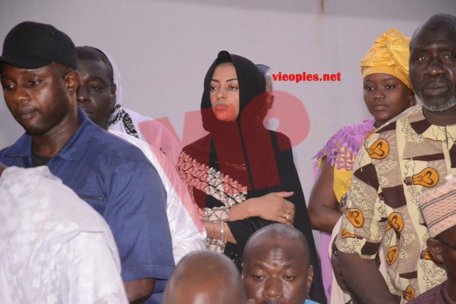 Sokhna Aidara Seck chez Coumba Gawlo pour présenter ses condoléances.