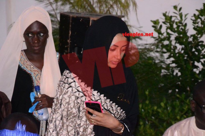 Sokhna Aidara Seck chez Coumba Gawlo pour présenter ses condoléances.