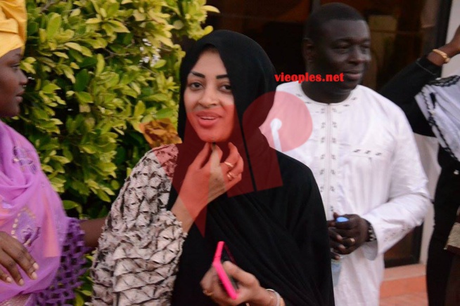 Sokhna Aidara Seck chez Coumba Gawlo pour présenter ses condoléances.