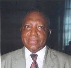 La polémique s’enfle sur la question du 3e mandat du président Macky Sall : Le camp du Professeur Guèye s'élargit La polémique s’enfle sur la question du 3e mandat du président Macky Sall : Le camp du Professeur Guèye s'élargit
