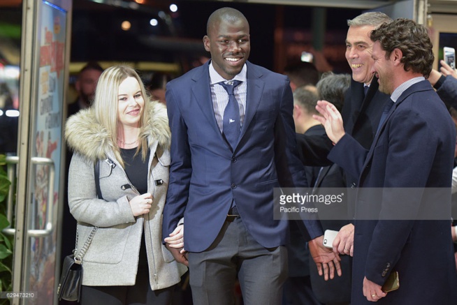 Kalidou Koulibaly serait désormais la priorité du FC Barcelone Kalidou Koulibaly serait désormais la priorité du FC Barcelone