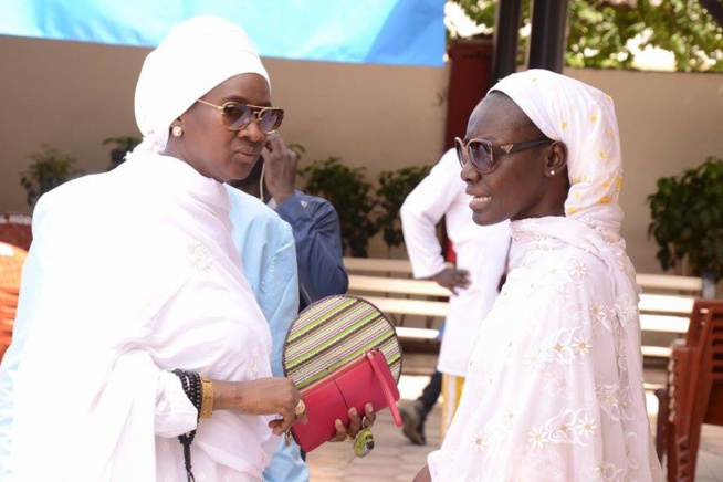 Invitée d’honneur à la conférence des Premières Dames à Abidjan : Coumba Gawlo rend un émouvant hommage à son défunt père