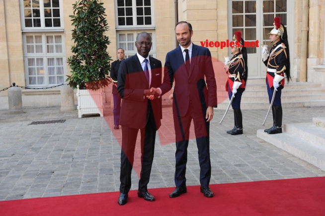 EN IMAGES À PARIS: Edouard Philippe à Boun Abdallah Dionne : «Ce qui se passe au Sahel est essentiel pour le Sénégal et la France » EN IMAGES À PARIS: Edouard Philippe à Boun Abdallah Dionne : «Ce qui se passe au Sahel est essentiel pour le Sénégal et la France »