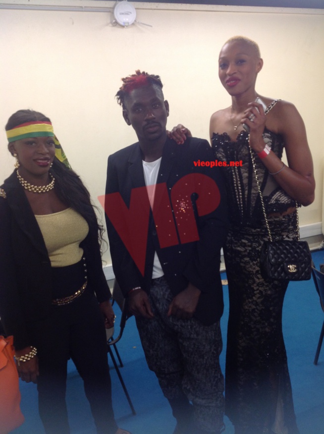 JOUR J- 28: Ce que vous n'aviez pas vu dans les coulisses du dernier Bercy de Youssou Ndour en 2013. Regardez