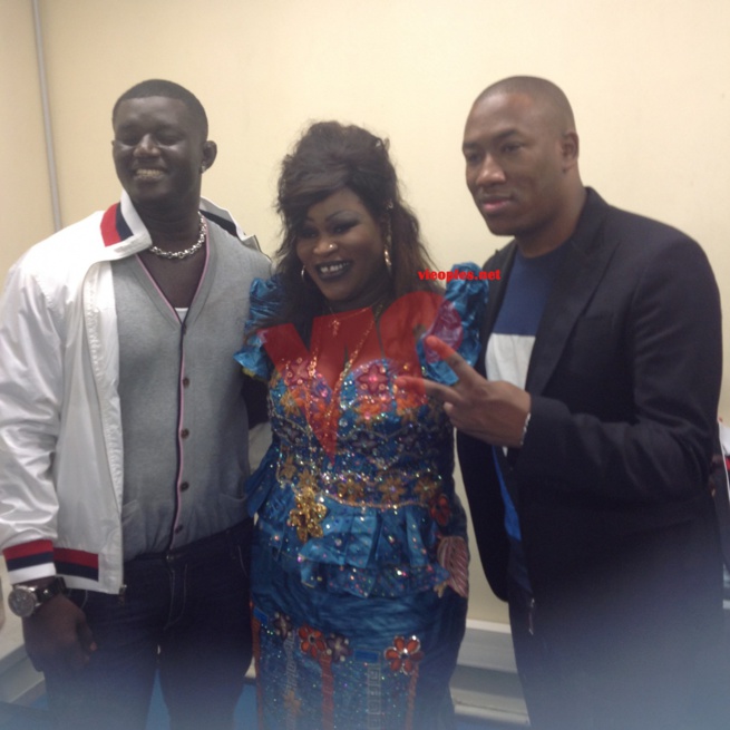 JOUR J- 28: Ce que vous n'aviez pas vu dans les coulisses du dernier Bercy de Youssou Ndour en 2013. Regardez