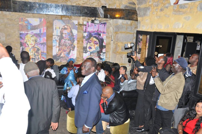 Pour la première fois le groupe de folk Pape et Cheikh explose le Feeling Good de Paris et vous donne RV ce samedi 21 octobre. Pour la première fois le groupe de folk Pape et Cheikh explose le Feeling Good de Paris et vous donne RV ce samedi 21 octobre.