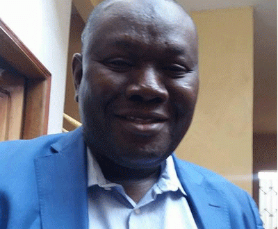 Polémique en Gambie : Le cadeau de Kalidou Wagué à Barrow installe le malaise Polémique en Gambie : Le cadeau de Kalidou Wagué à Barrow installe le malaise